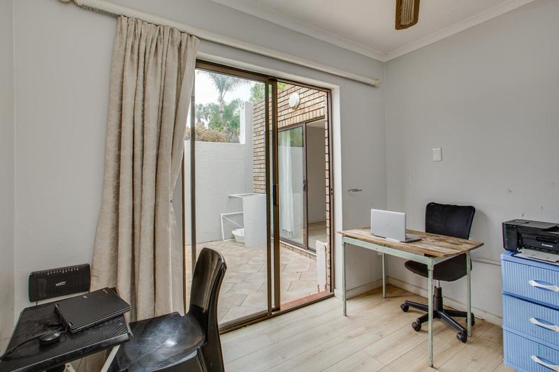 4 Bedroom Property for Sale in Fourways Gardens Gauteng