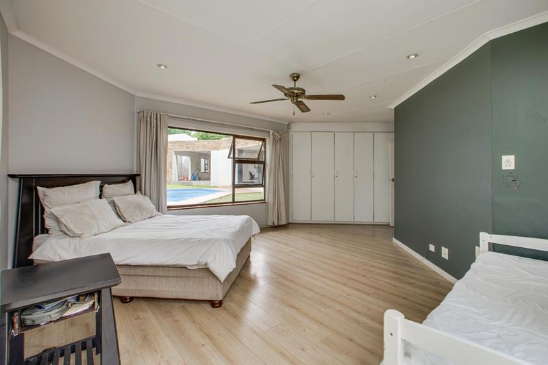 4 Bedroom Property for Sale in Fourways Gardens Gauteng