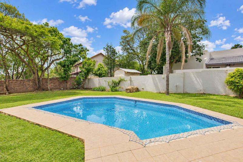 4 Bedroom Property for Sale in Fourways Gardens Gauteng