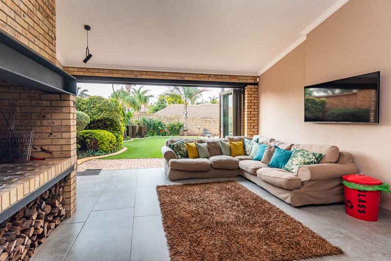 5 Bedroom Property for Sale in Chancliff A H Gauteng
