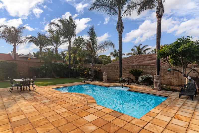 5 Bedroom Property for Sale in Chancliff A H Gauteng