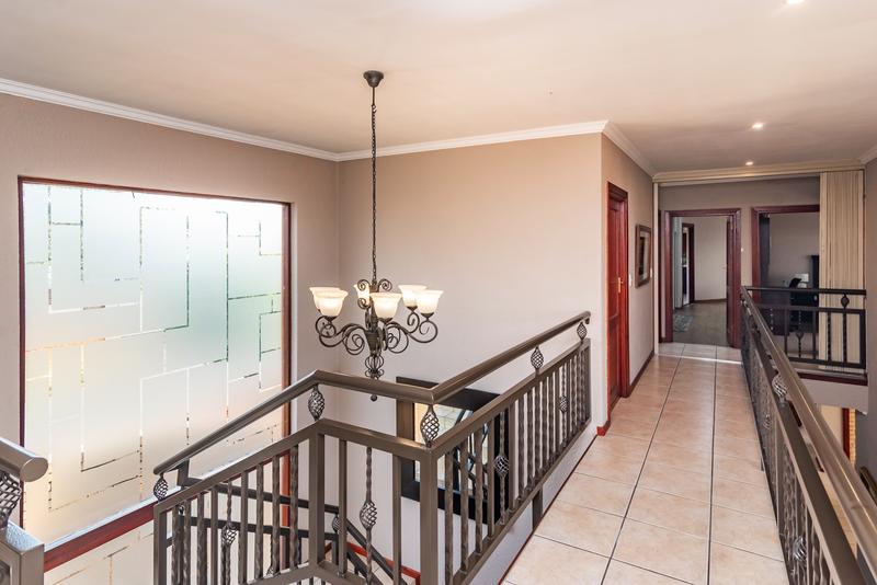 5 Bedroom Property for Sale in Chancliff A H Gauteng