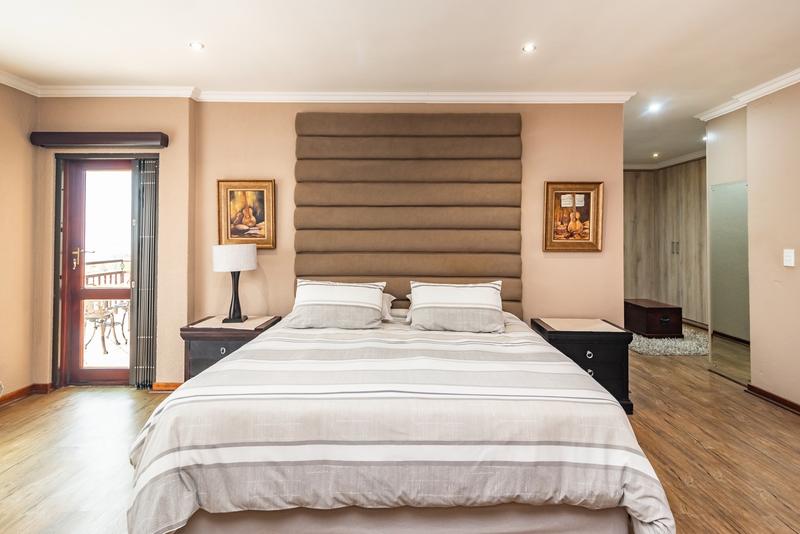 5 Bedroom Property for Sale in Chancliff A H Gauteng