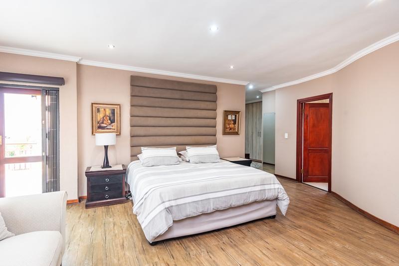 5 Bedroom Property for Sale in Chancliff A H Gauteng