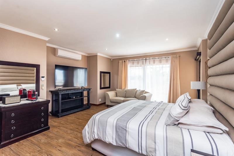 5 Bedroom Property for Sale in Chancliff A H Gauteng