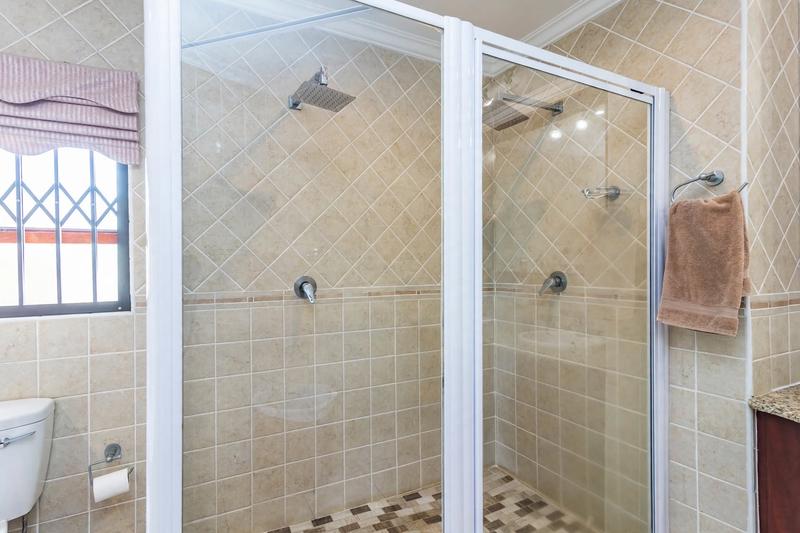 5 Bedroom Property for Sale in Chancliff A H Gauteng