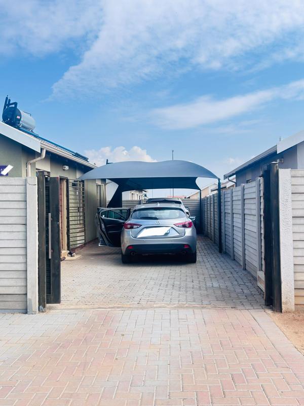3 Bedroom Property for Sale in Sky City Gauteng