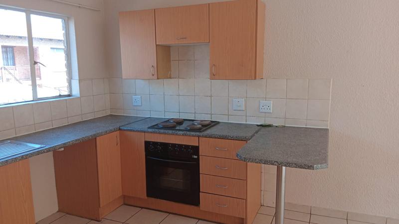 To Let 2 Bedroom Property for Rent in Naturena Gauteng