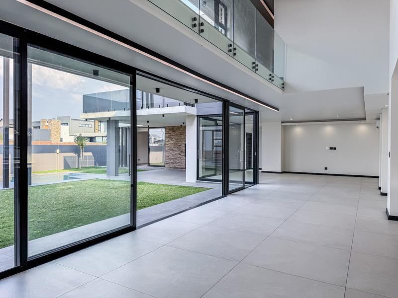 5 Bedroom Property for Sale in Midstream Heights Gauteng