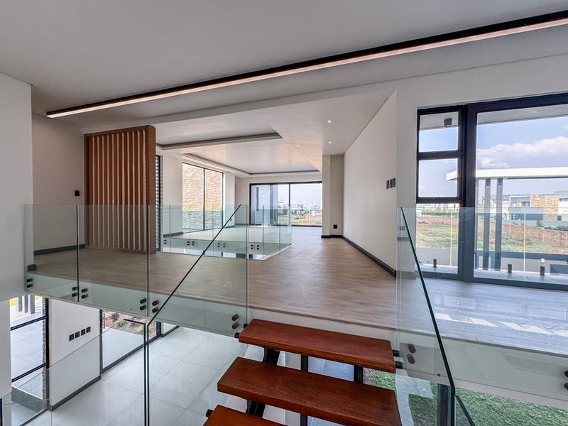 5 Bedroom Property for Sale in Midstream Heights Gauteng