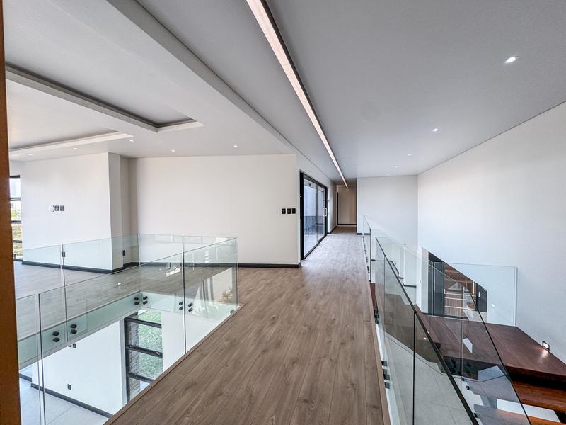 5 Bedroom Property for Sale in Midstream Heights Gauteng