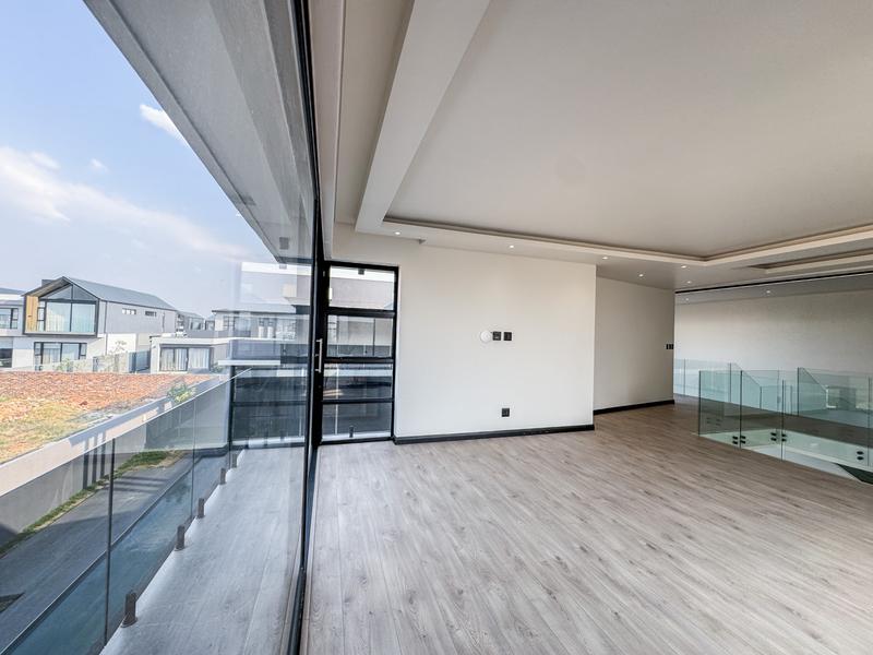 5 Bedroom Property for Sale in Midstream Heights Gauteng