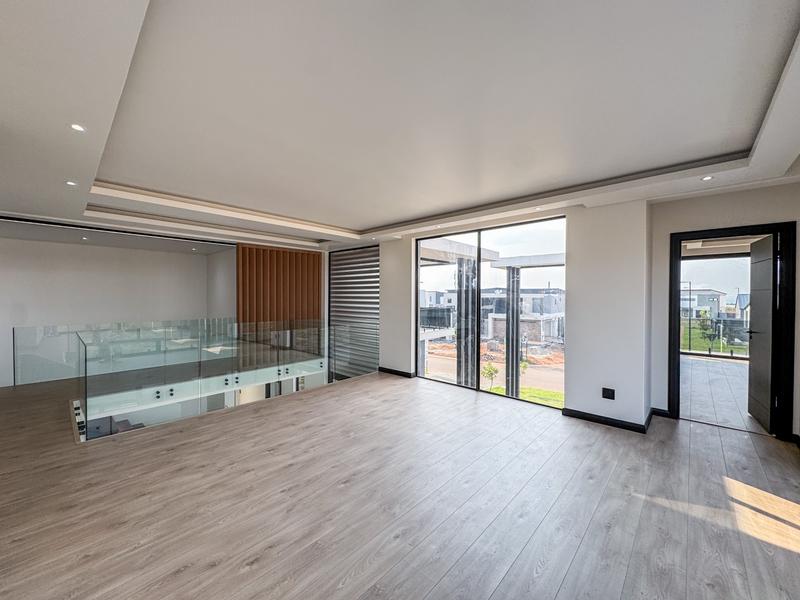 5 Bedroom Property for Sale in Midstream Heights Gauteng