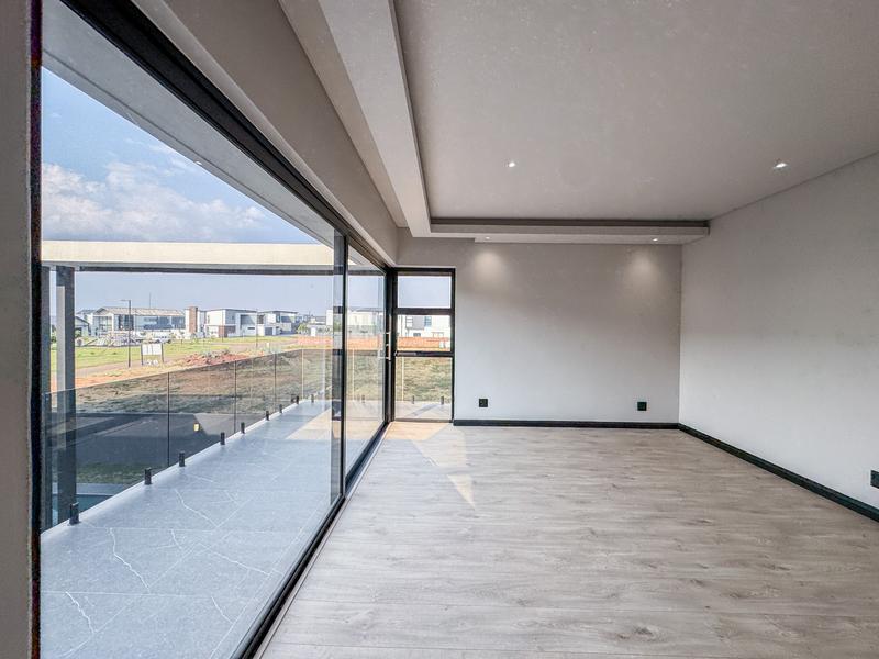 5 Bedroom Property for Sale in Midstream Heights Gauteng