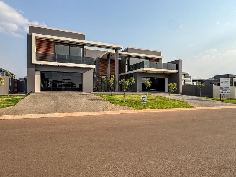5 Bedroom Property for Sale in Midstream Heights Gauteng