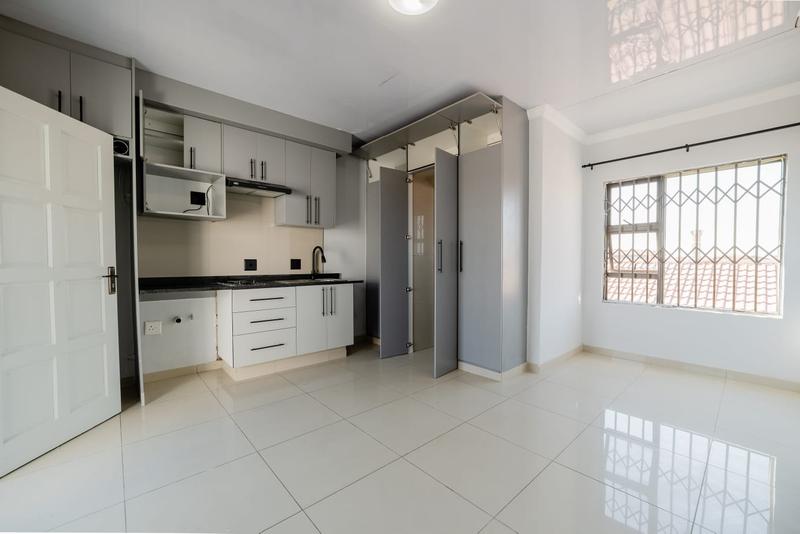 To Let 1 Bedroom Property for Rent in Protea Glen Gauteng
