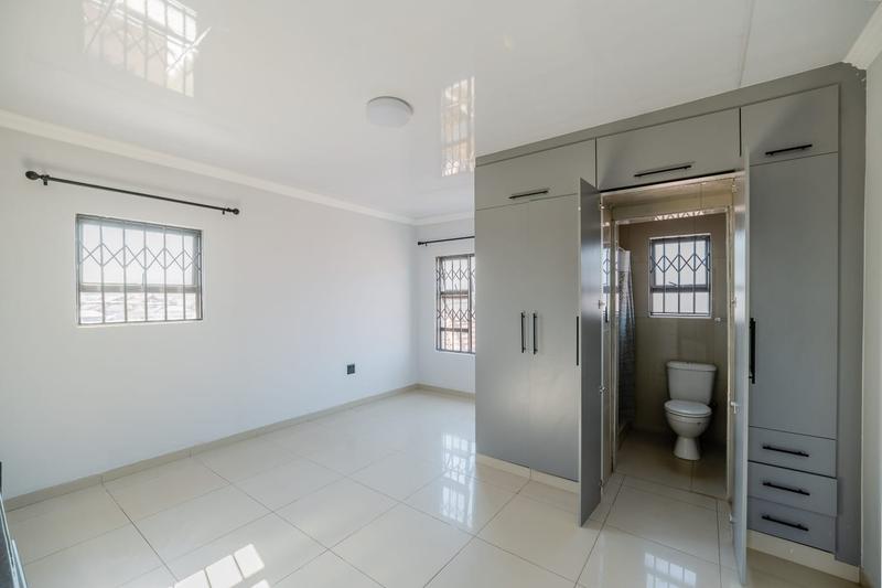 To Let 1 Bedroom Property for Rent in Protea Glen Gauteng