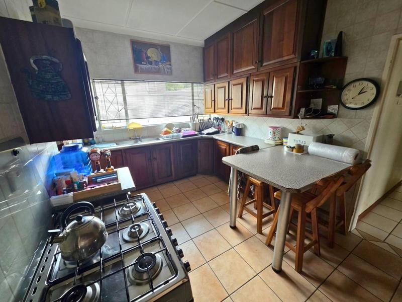 To Let 2 Bedroom Property for Rent in Nimrodpark Gauteng