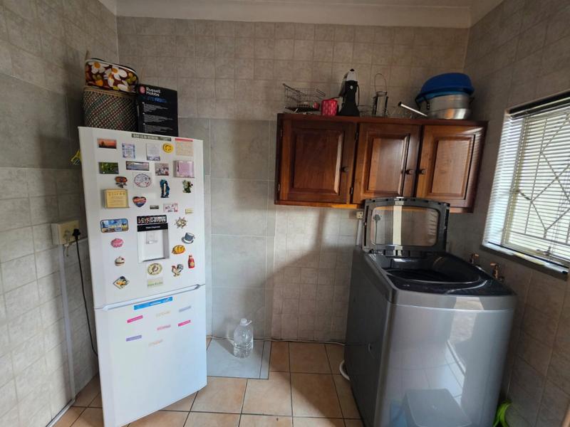 To Let 2 Bedroom Property for Rent in Nimrodpark Gauteng
