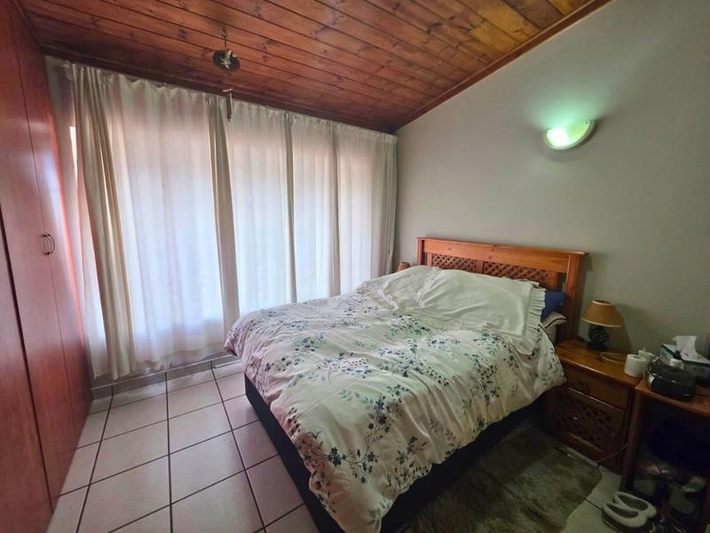 To Let 2 Bedroom Property for Rent in Nimrodpark Gauteng