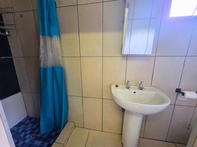 To Let 2 Bedroom Property for Rent in Nimrodpark Gauteng