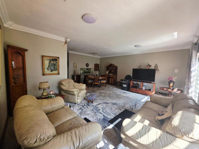 3 Bedroom Property for Sale in Aston Manor Gauteng