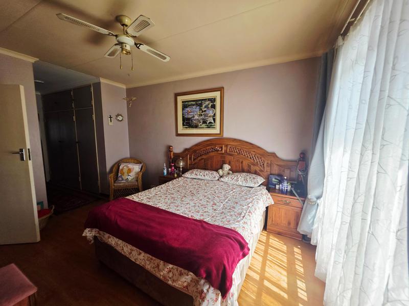 3 Bedroom Property for Sale in Aston Manor Gauteng
