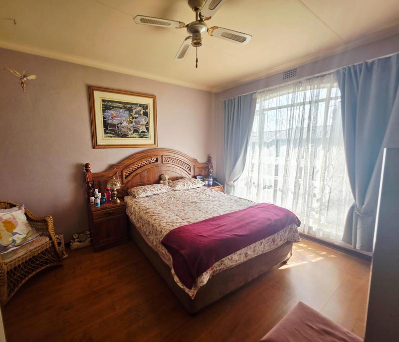 3 Bedroom Property for Sale in Aston Manor Gauteng