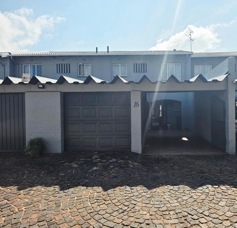 3 Bedroom Property for Sale in Aston Manor Gauteng