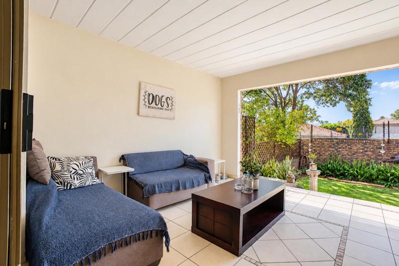 2 Bedroom Property for Sale in North Riding Gauteng