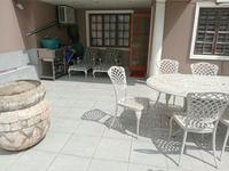 2 Bedroom Property for Sale in Peacehaven Gauteng