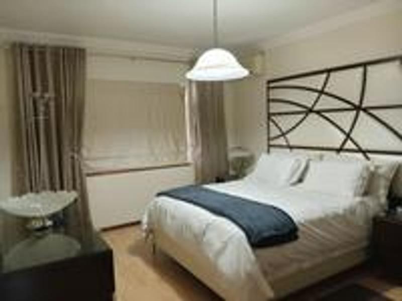2 Bedroom Property for Sale in Peacehaven Gauteng