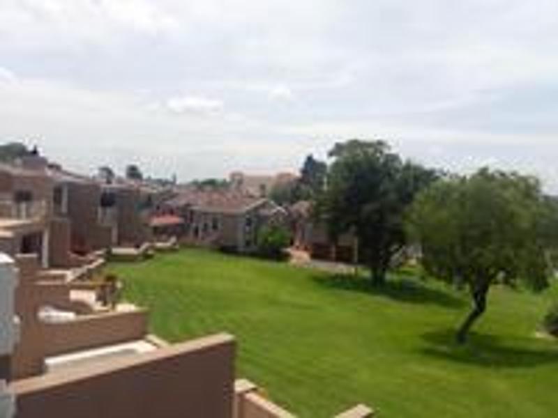 2 Bedroom Property for Sale in Peacehaven Gauteng