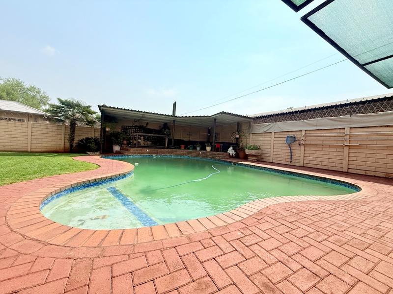 3 Bedroom Property for Sale in Vanderbijlpark CW 1 Gauteng