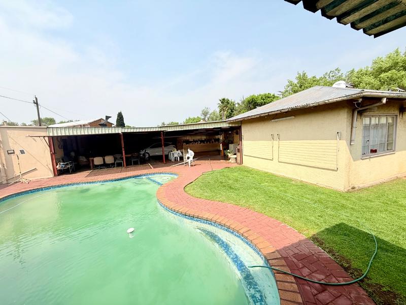 3 Bedroom Property for Sale in Vanderbijlpark CW 1 Gauteng