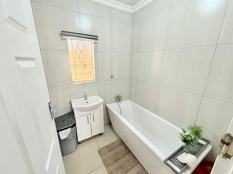 3 Bedroom Property for Sale in Vanderbijlpark SE 6 Gauteng