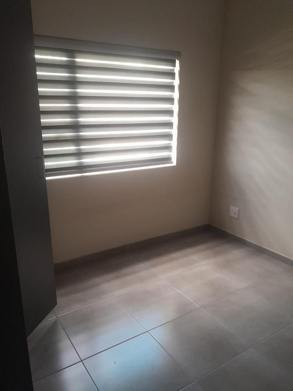 2 Bedroom Property for Sale in Vorna Valley Gauteng
