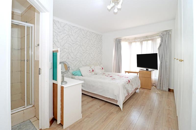 2 Bedroom Property for Sale in Morningside Gauteng