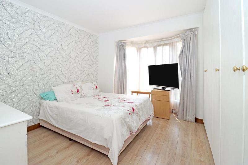 2 Bedroom Property for Sale in Morningside Gauteng