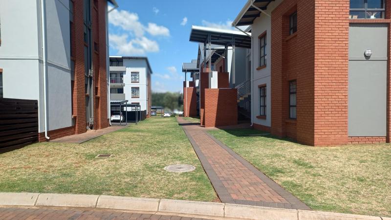 3 Bedroom Property for Sale in Glen Marais Gauteng