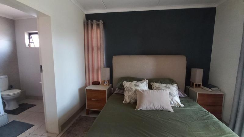 3 Bedroom Property for Sale in Glen Marais Gauteng
