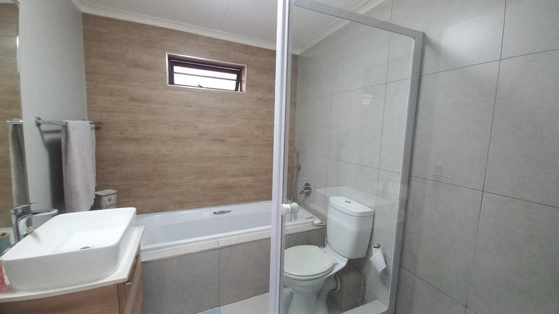 3 Bedroom Property for Sale in Glen Marais Gauteng