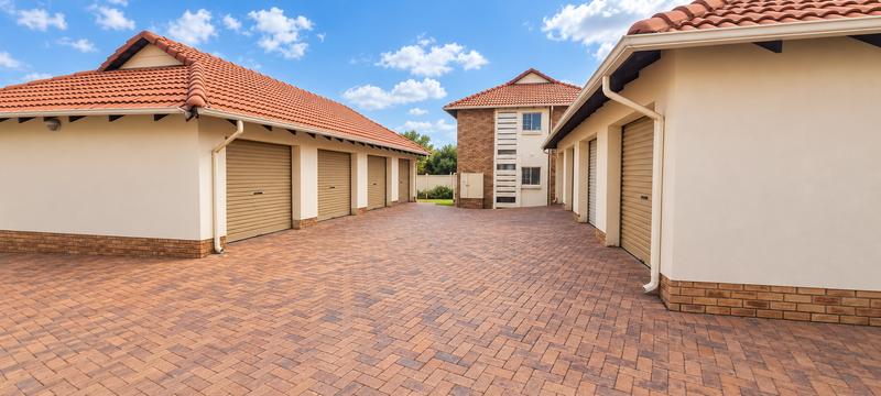 1 Bedroom Property for Sale in Kosmosdal Gauteng