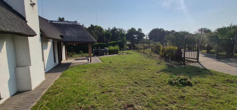 7 Bedroom Property for Sale in Mnandi Gauteng