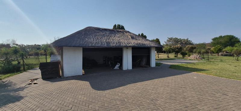 7 Bedroom Property for Sale in Mnandi Gauteng