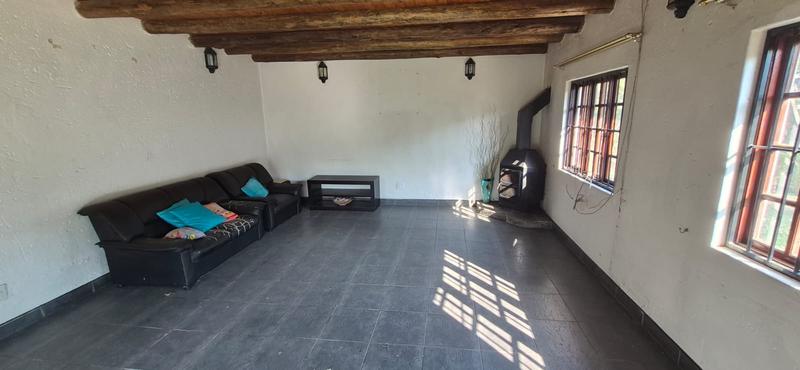 7 Bedroom Property for Sale in Mnandi Gauteng