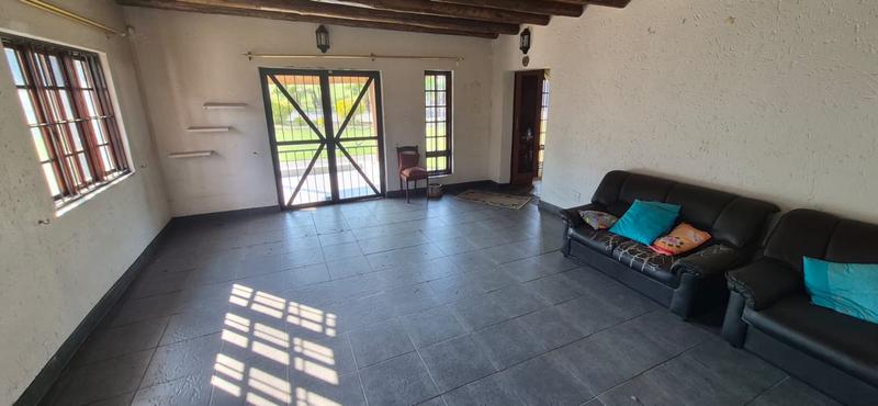 7 Bedroom Property for Sale in Mnandi Gauteng