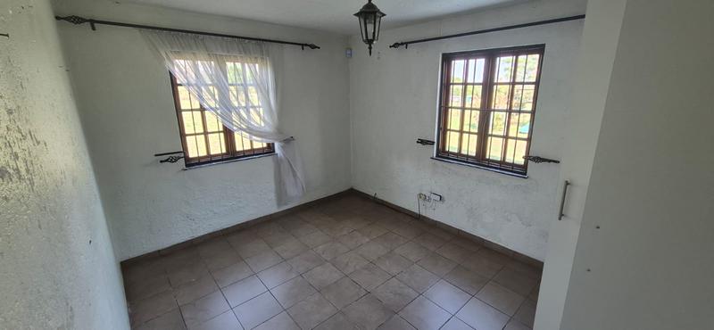 7 Bedroom Property for Sale in Mnandi Gauteng