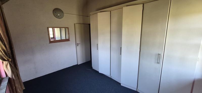 7 Bedroom Property for Sale in Mnandi Gauteng