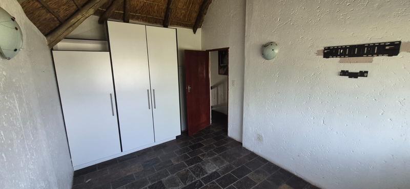 7 Bedroom Property for Sale in Mnandi Gauteng